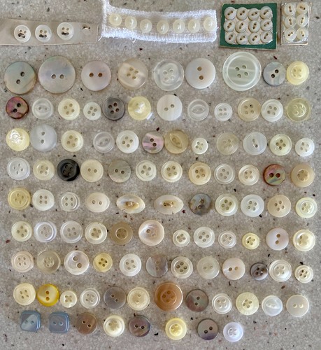 Lot 128 Vintage Buttons Mother of Pearl Abalone Sewing Buttons Ivory White Mixed