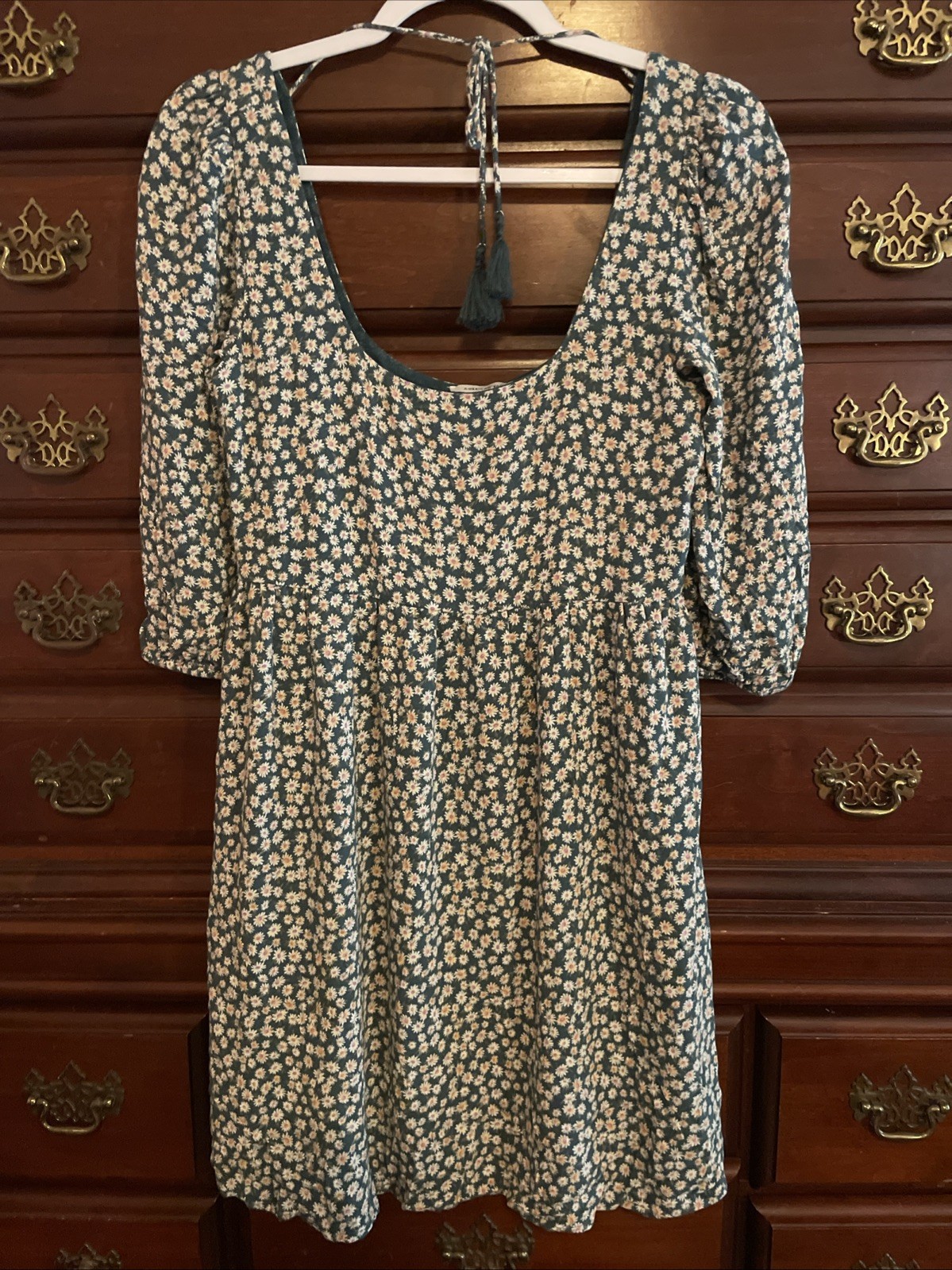 American Eagle Women’s Green Square Neck Daisy Mini Scoop Back 3/4 Sleeve Dress