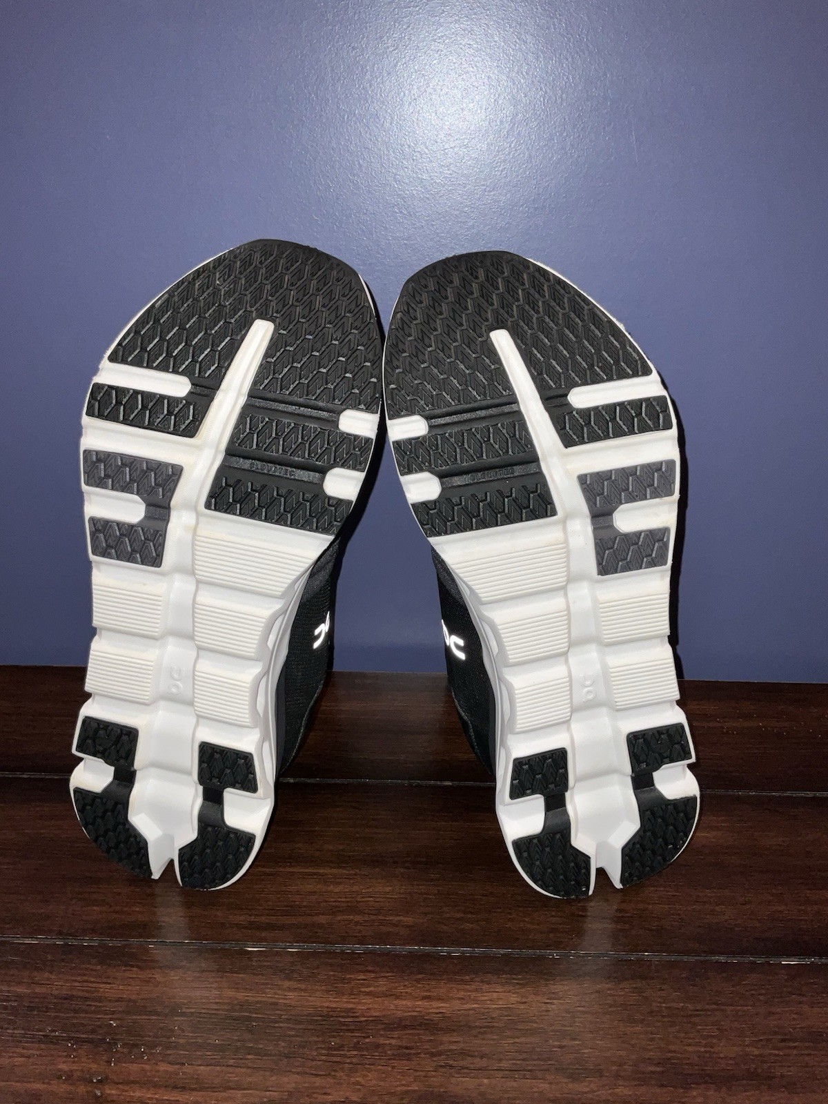 On Cloudrunner 2 Running Training Shoes Eclipse/B… - image 5