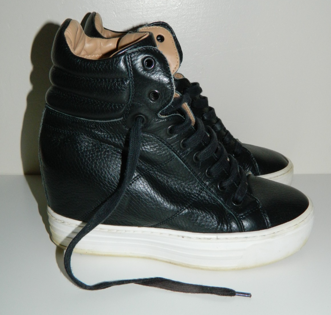 SAOLA Stivali alti Russell & Bromley in pelle nera suola grossa taglia 39 UK 6