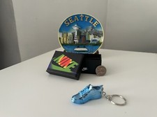 Mini Nike Shoe Keychain Single With Shoe Box Plated Shine Acrylic Color Blue
