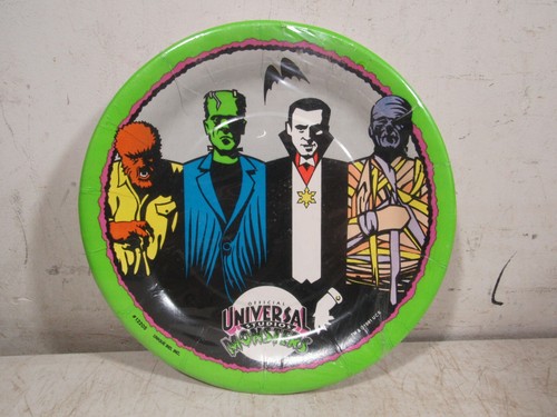 Vintage 1991 Universal Monsters Frankenstein Dracula Wolfman Mummy Paper Plates - 第 1/4 張圖片