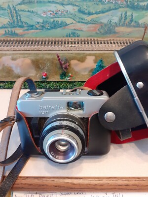 Fotoapparat , analog , 35 mm Film , Marke : beirette metall , aus DDR Produktion