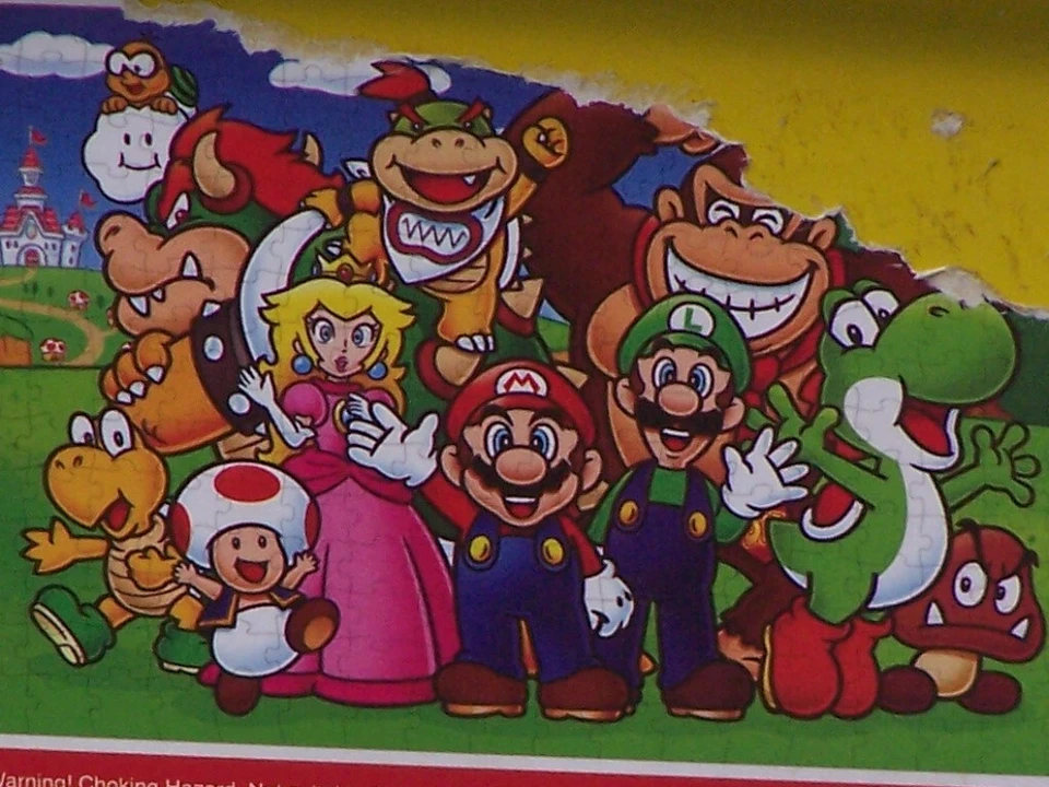 Nintendo Super Mario Bros 250 Piece Jigsaw Puzzle Question Mark Yellow Tin Box - Image 3 of 3