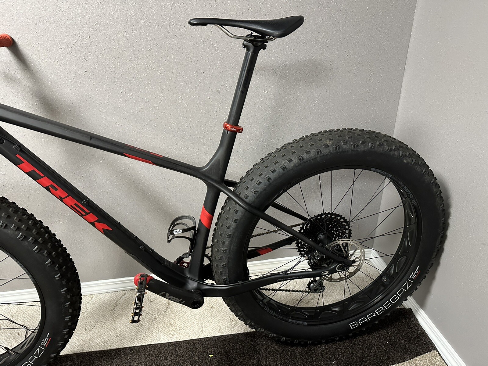 Trek Farley 9.8 Xl Carbon Race Face Wolftooth Sram Fat Bike 27.5