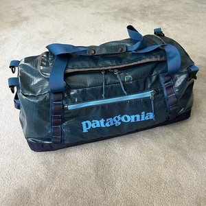 patagonia arbor duffel 60l sale – Worn Wear® Large opening to main compartment Patagonia Black Hole Duffel 60L