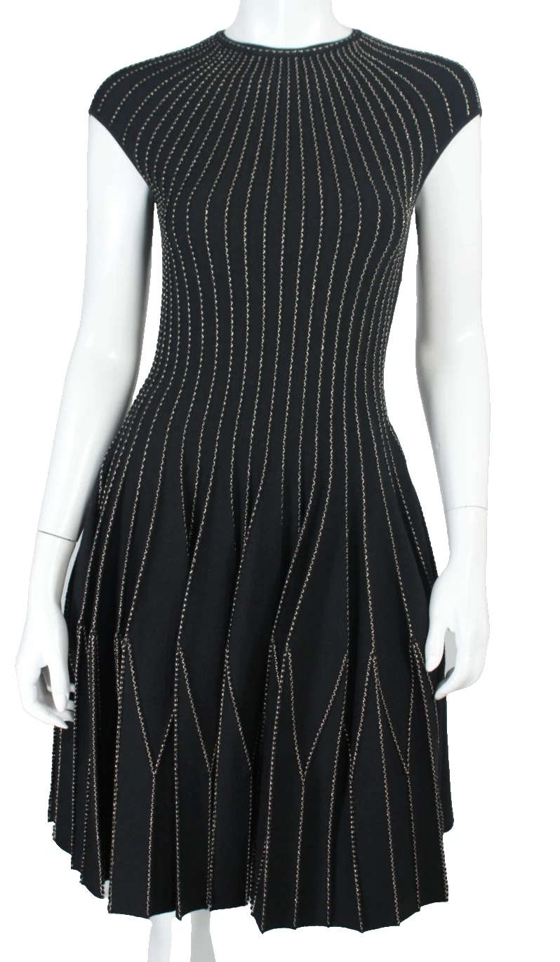 Alexander McQueen — ALEXANDER McQUEEN Black Knit Metallic Gold Contrast Stitched Fit & Flare Dress M