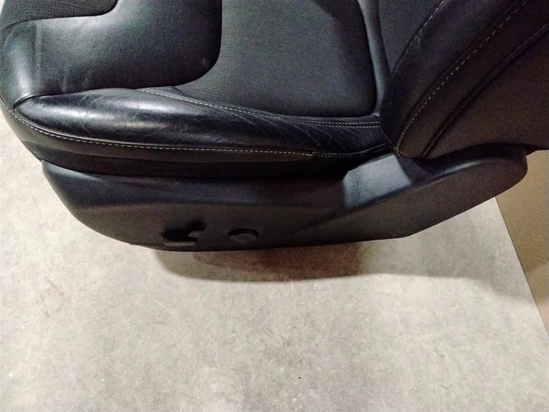 Asiento con canastilla delantero izquierdo conductor 68260534AC compatible con 15-22 Cherokee 2805654 Foto 3 de 4