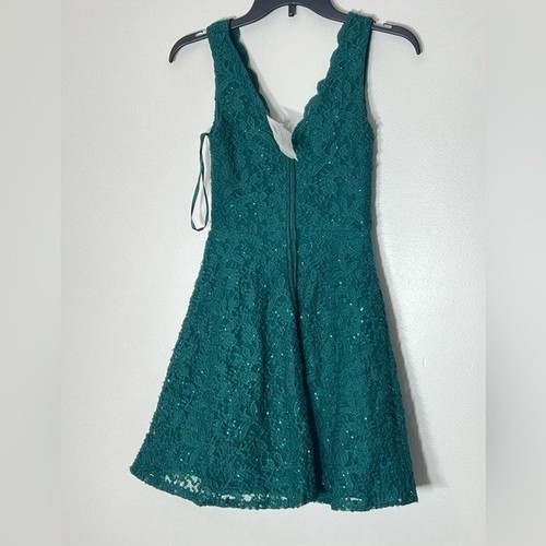 CITY STUDIOS JUNIOR'S V NECK GLITTER LACE DRESS green 0 - Picture 7 of 9