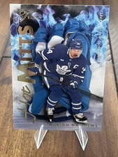 2025-26 Fleer Flair Auston Matthews Hot Mitts Toronto mapleleafs Hm-20 rare  