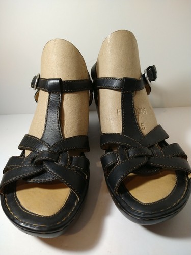 Born Comfort Leather Sandals Size 10 