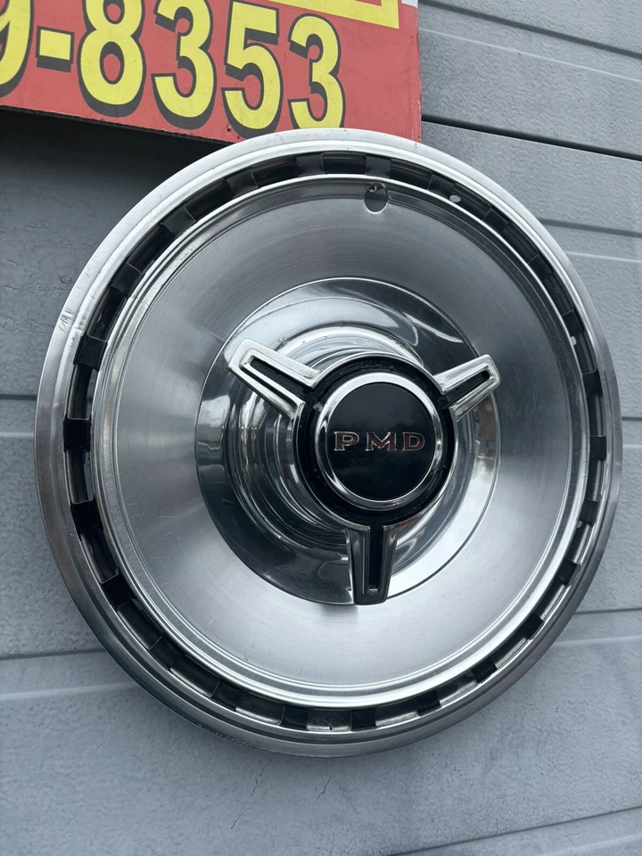 Pontiac Spinner Firebird 1967 convertible Tempest juego de 4 tapacubos bonito fabricante original raro Foto 3 de 4