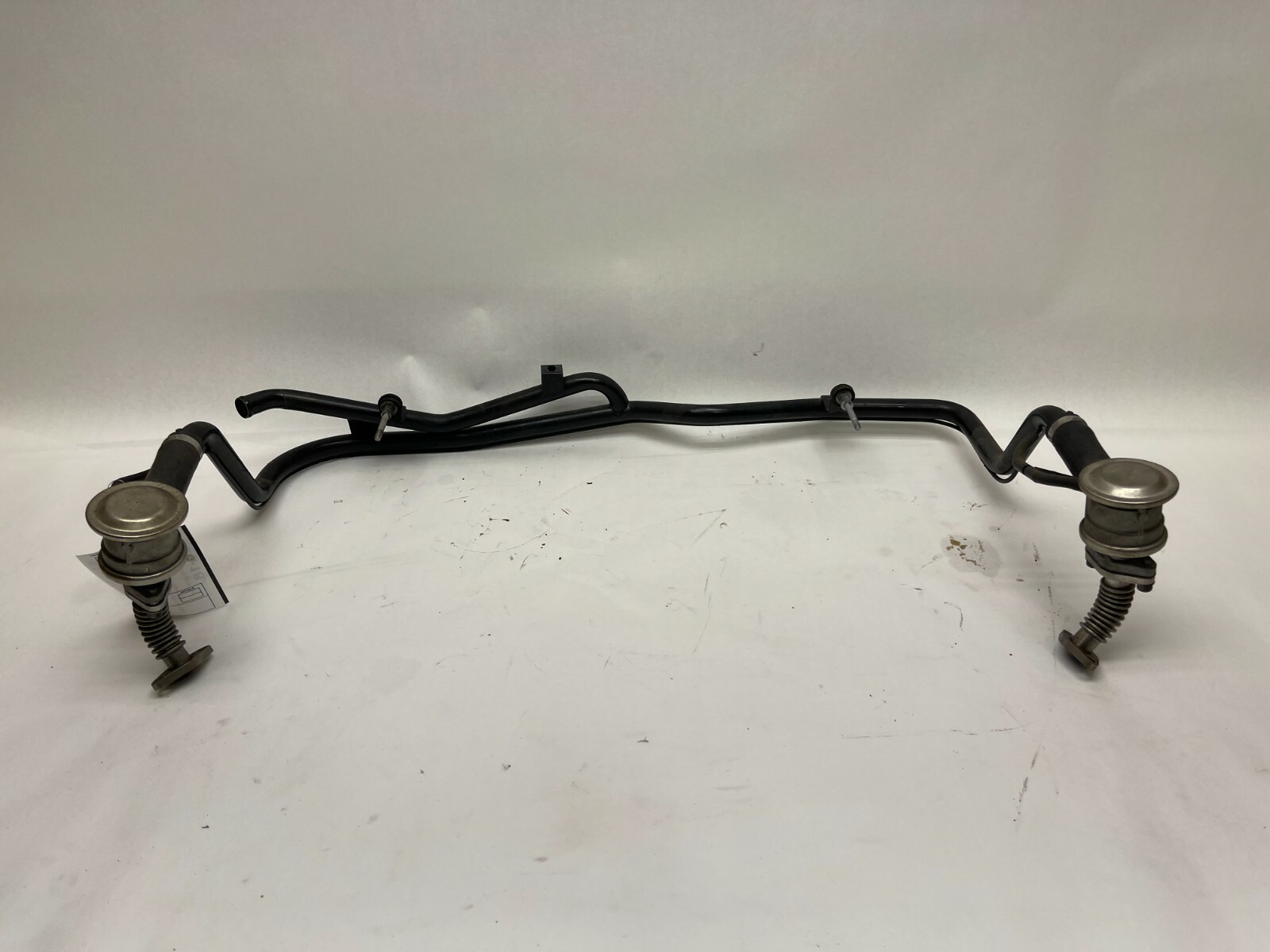 2005-2007 MASERATI COUPE GT VALVE W/ DELIVERY CROSS OVER TUBE PIPE HOSE OEM