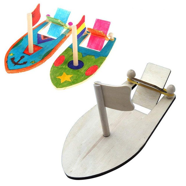 Rubber Band Power Wooden Paddle Boat Toy Girls Boys Christmas Gift Bath