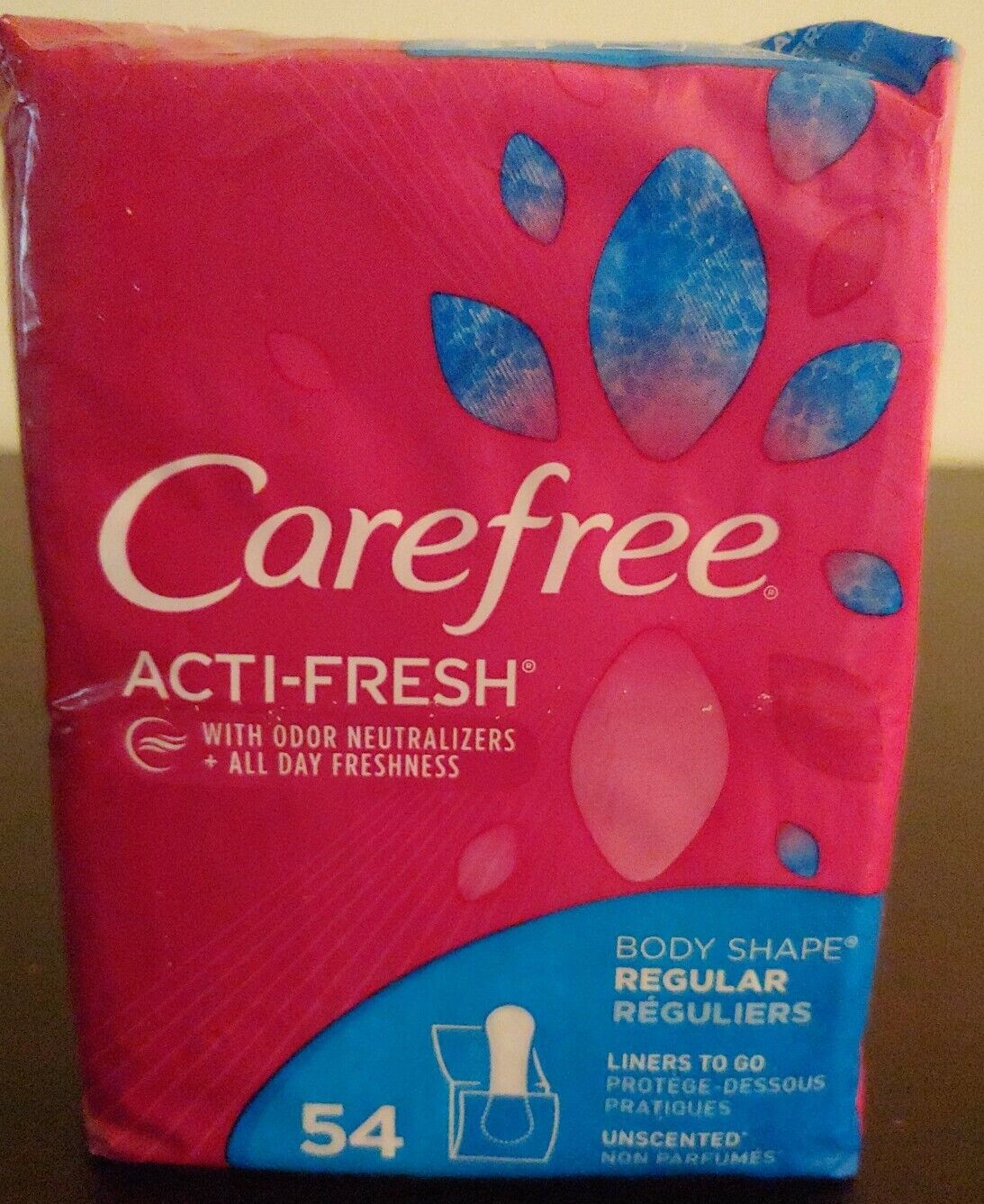 Carefree Acti-Fresh Thin Panty Liners Soft Flexible Fresh Scent Regular 54  Ct