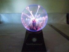 Smithsonian Glass Plasma Ball Battery Operated 5" Diameter 8 1/2" Tall 51802