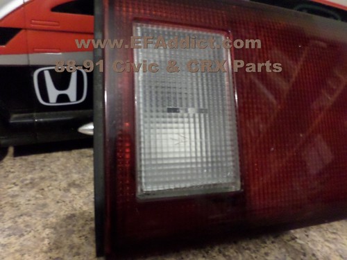 88-91 HONDA CIVIC WAGON PASSENGER REAR INNER TAIL LIGHT STANLEY 043-8338R USDM - Picture 3 of 6