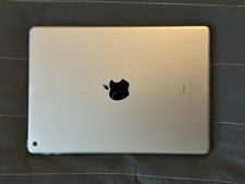 Apple iPad 5th Gen A1822 , Wi-Fi, 9.7in, Space Gray, Good Condition