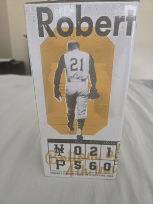 ROBERTO CLEMENTE Pittsburgh Pirates ''Roberto Clemente Day'' MLB Bobblehead