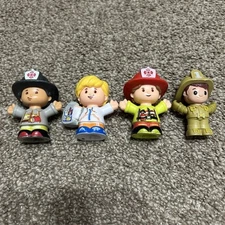 4 Fisher Price Little People 3 Firefighters And A Doctor