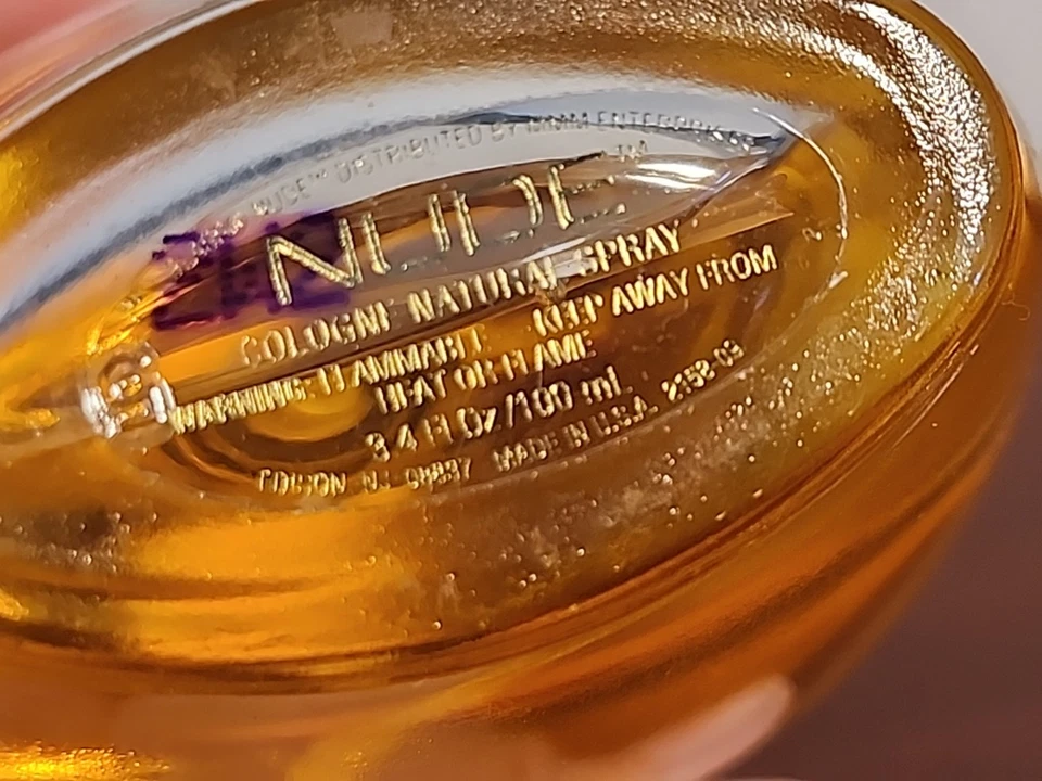 Nude Bill Blass Fórmula Antigua 3.4 OZ/100 ml EDT Spray Nuevo En Caja Foto 3 de 3