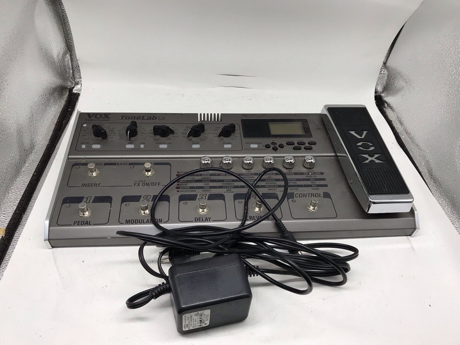 Vox ToneLab LE Tube Multi-Effects Pedal Amp Modeling Guitar Processor  Powertest