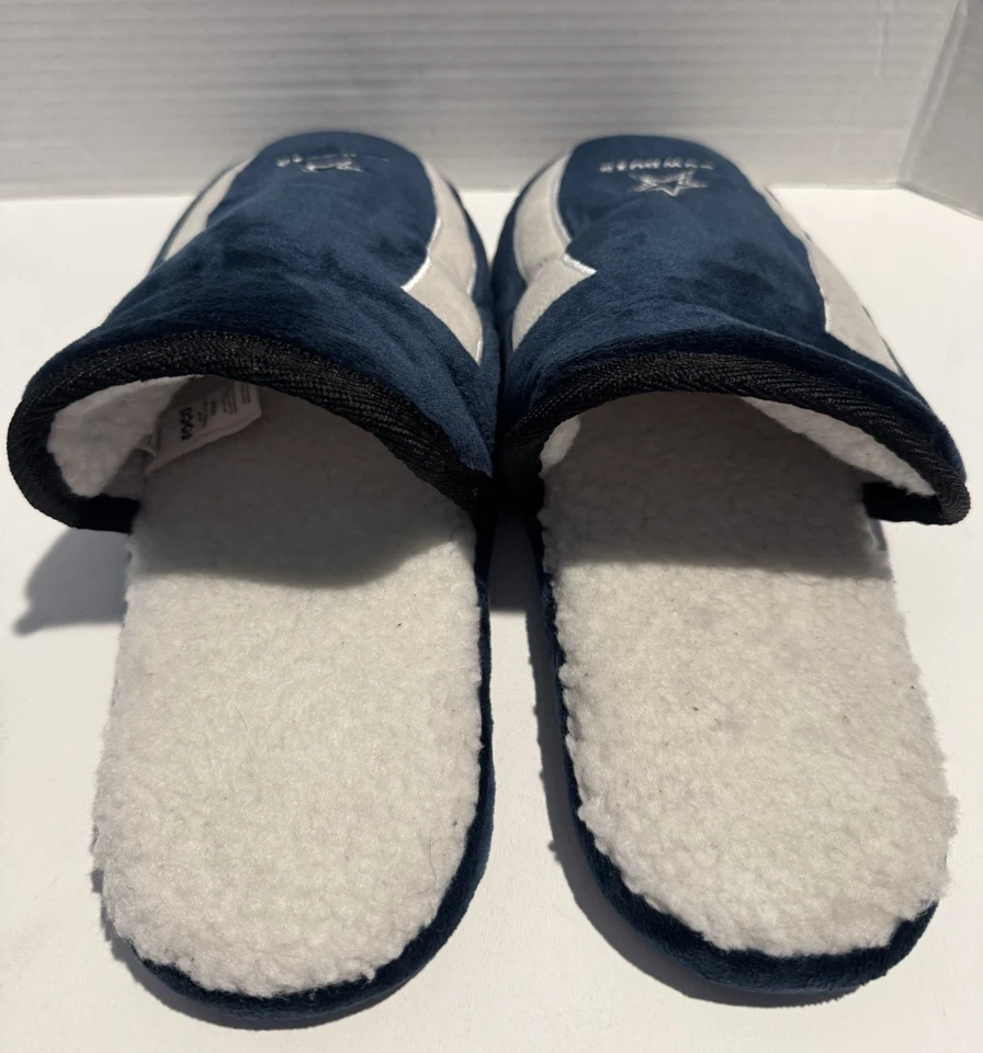 Zapatillas de invierno Dallas Cowboys para hombre azul marino y gris con texturas suelas exteriores Foto 2 de 4