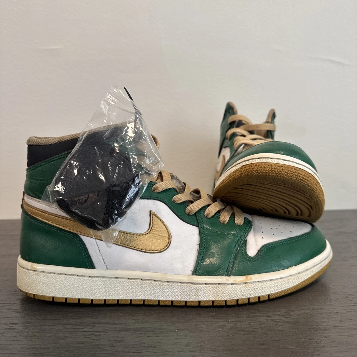 Preços baixos em Jordan 1 Retro OG High Celtics | eBay