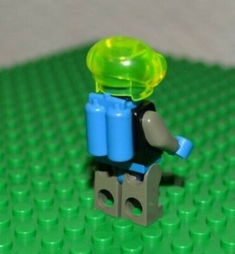 LEGO Zotaxian Insectoid Alien Minifigure Blue Head Neon Green Bubble #6905 SP021