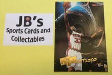 1996 NBA Hoops Grant Hill HIPnotized Insert Detroit Pistons