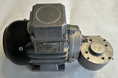Lenze Getriebemotor mit Getriebe / 13.751.55.3.5.0 / 0,090 kW / 1350 1/min