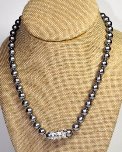 Collier Signé EDEN France - Argenté - Occasion Bon état