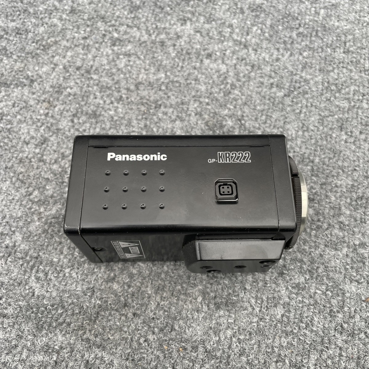 Panasonic GP-KR222 12V-DC 1VP-P Industrial Color Digital CCD