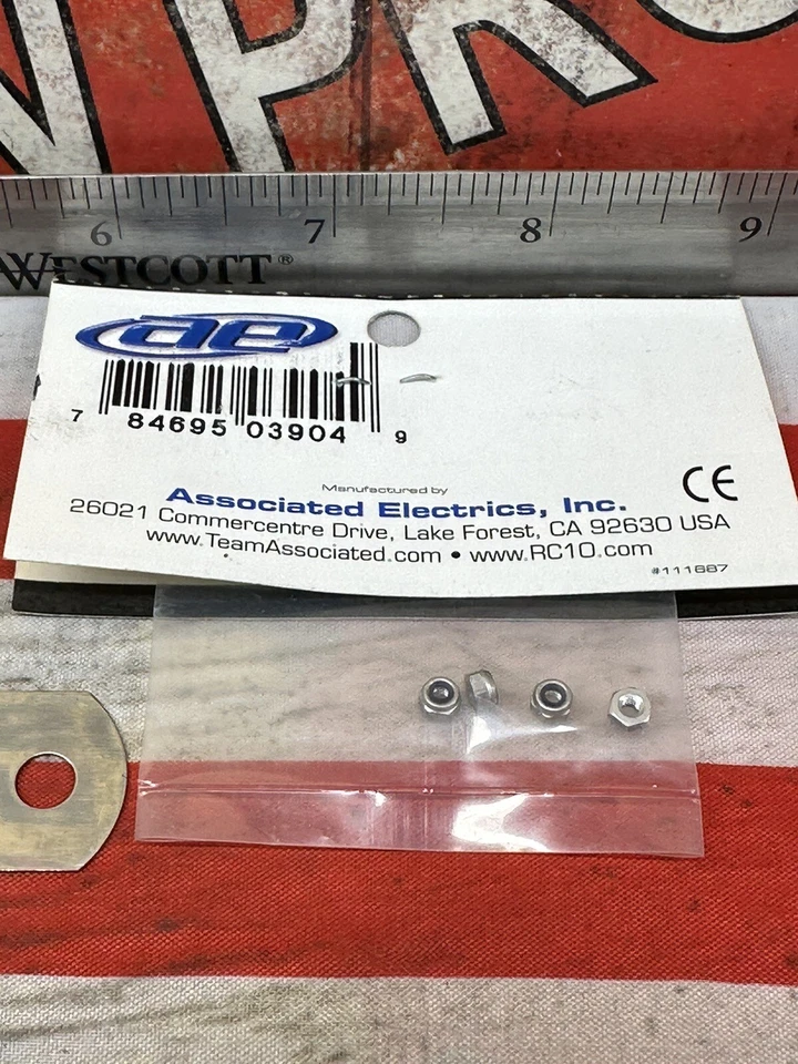 TEAM ASSOCIATED 3904 LOCK NUTS 2-56 X 4pc. for: TC3 -NEW- - Image 4 of 4