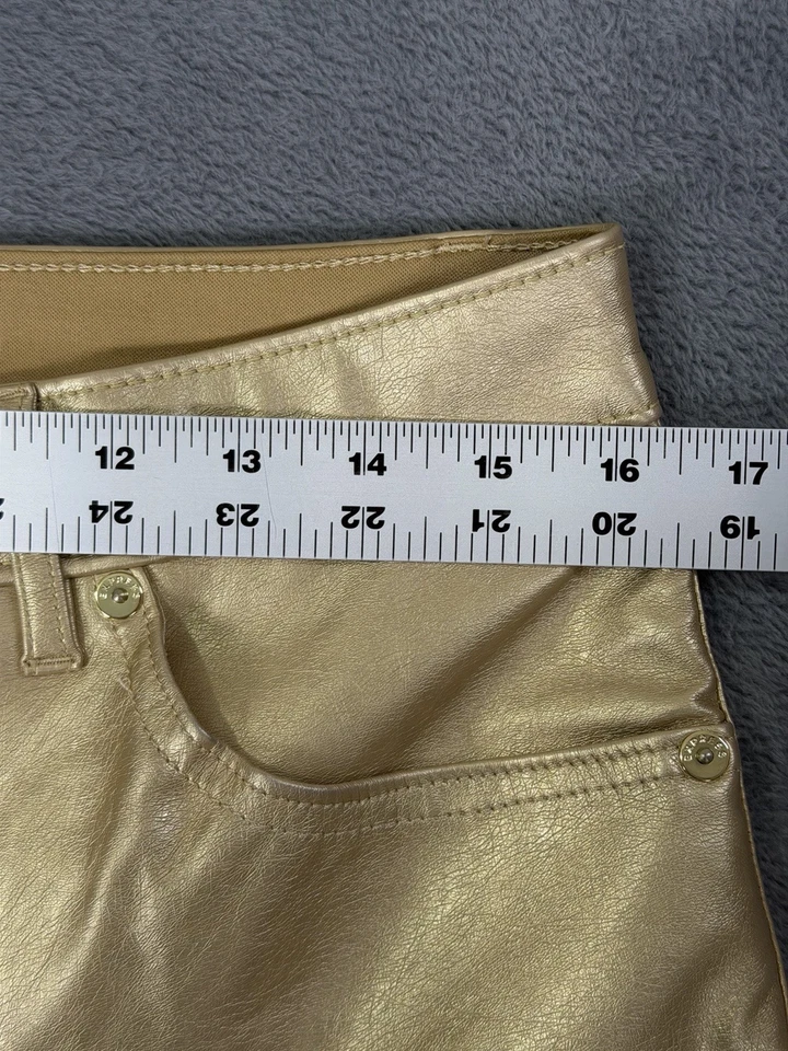 Pantalones Express para mujer 12 dorados de cuero brillante ajustados tiro súper alto dobladillo recto crudo Foto 3 de 4