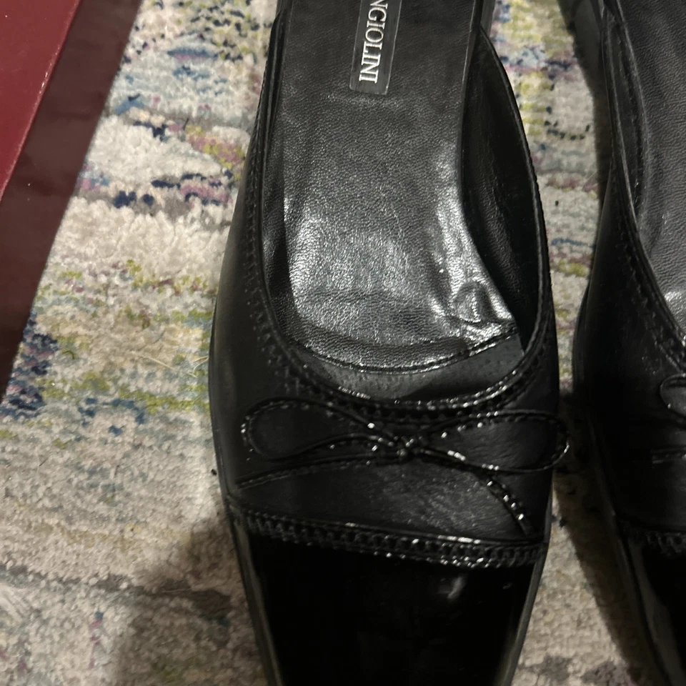 Zapatos De Colección Enzo Angiolini Mules Para Mujer Talla 8M Cuero Negro Sin Cordones Brillantes y Planos Foto 3 de 4