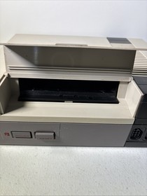 Nintendo Entertainment System NES Home Console With Controllers