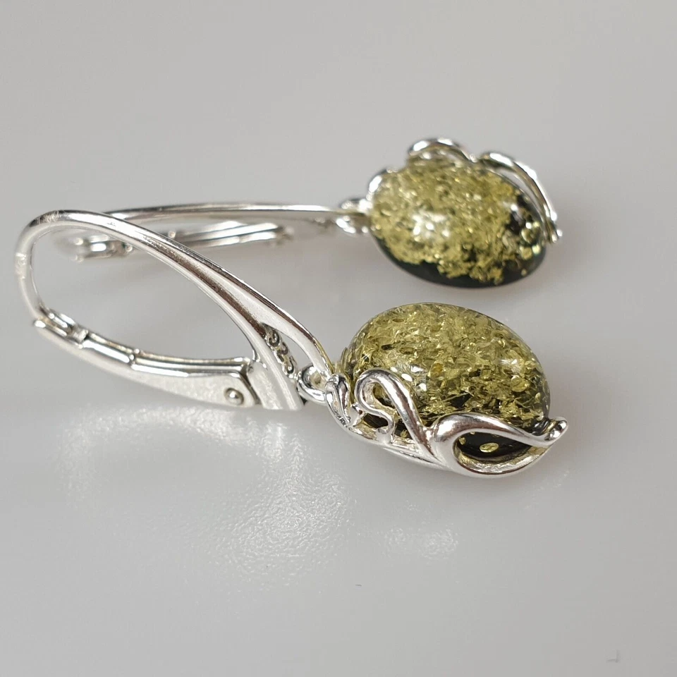 Orecchini classici piccoli orecchini color ambra verde regalo per la mamma - Immagine 2 di 4