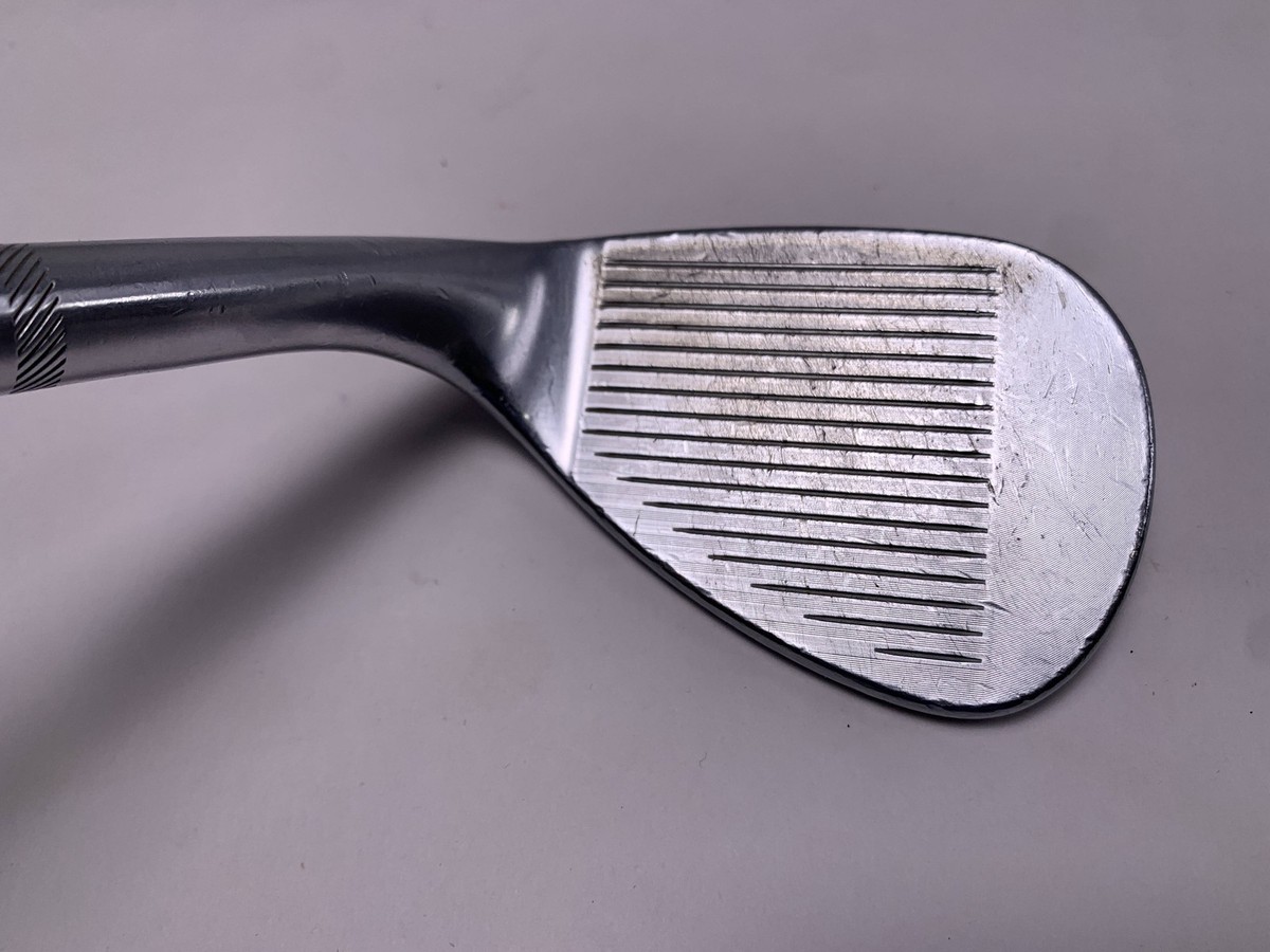 Titleist Vokey SM8 Tour Chrome Wedge 60* 4 Bounce L-Grind Wedge