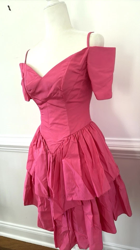 Vestido de graduación rosa Barbie Scarlett Nite vintage de los años 80 para mujer talla 3-4 Foto 2 de 4