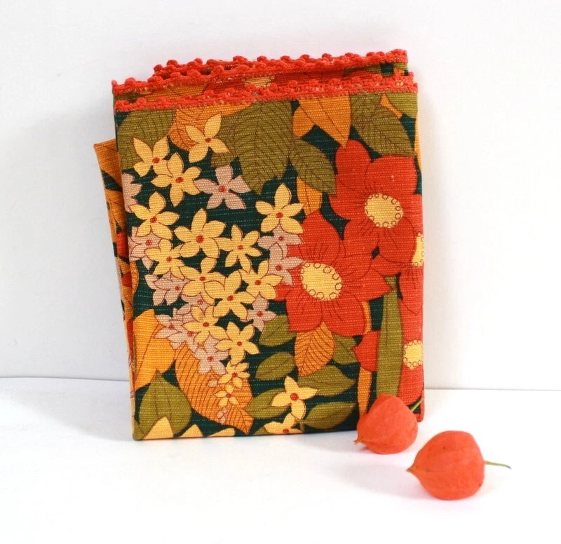 nappe brodée main, vintage, 160 x 120 cm (Gebraucht) in Carouge GE für