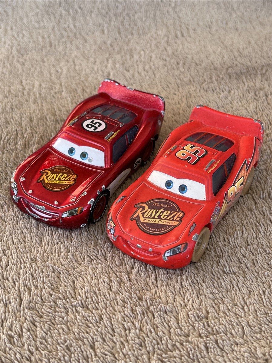 Disney Pixar Cars Dirt Track & Radiator Springs McQueen Mattel 1