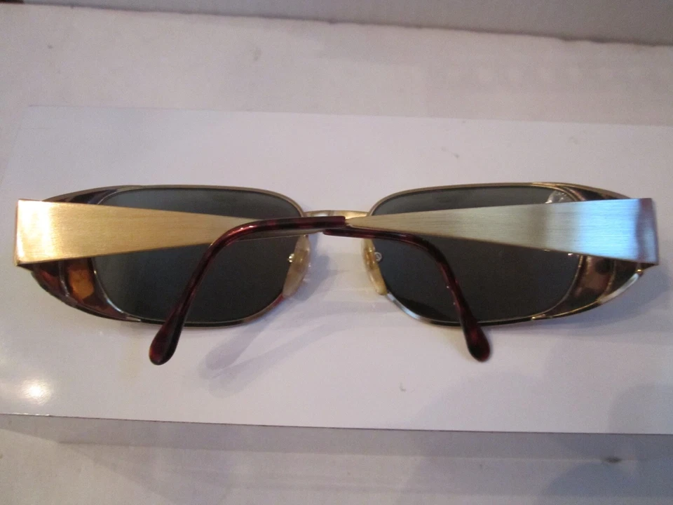 CHRISTIAN ROTH SUNGLASSES - SERIES 7201 02 - MADE IN ITALY - Image 2 of 4