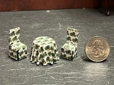 Dollhouse Miniature Kitchen Table Chairs F 1:48 quarter scale B530 DollysGallery