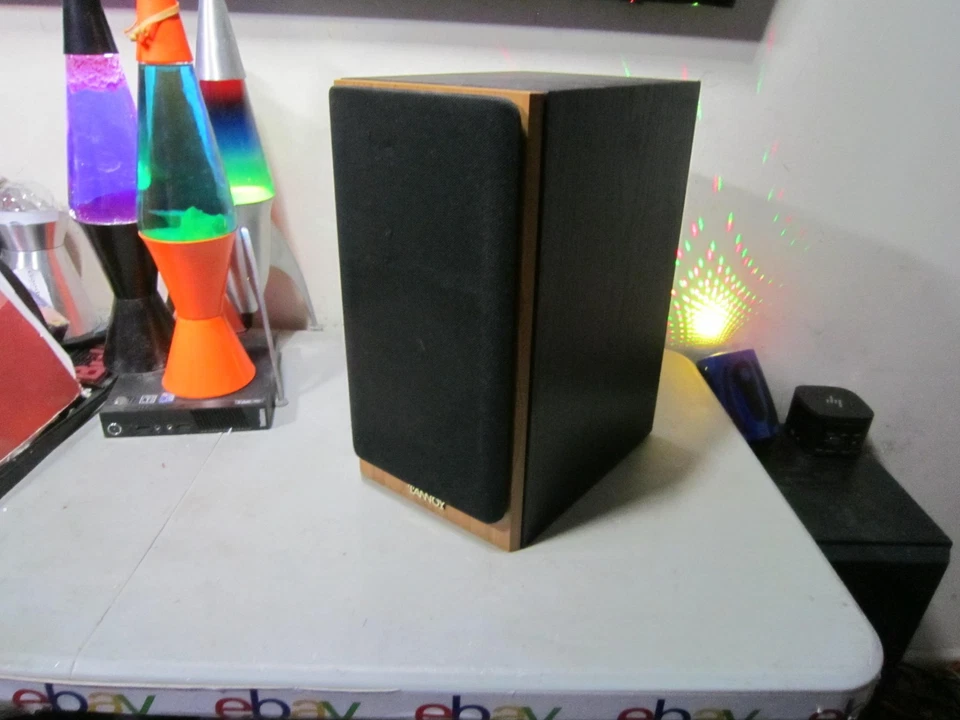 Bonito altavoz de estantería Tannoy Mercury M2 Cherry ENVÍO GRATUITO Foto 2 de 4