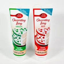 2 Betty Crocker GREEN/RED Decorating Icing 4.25 ounce tube Cake Desert