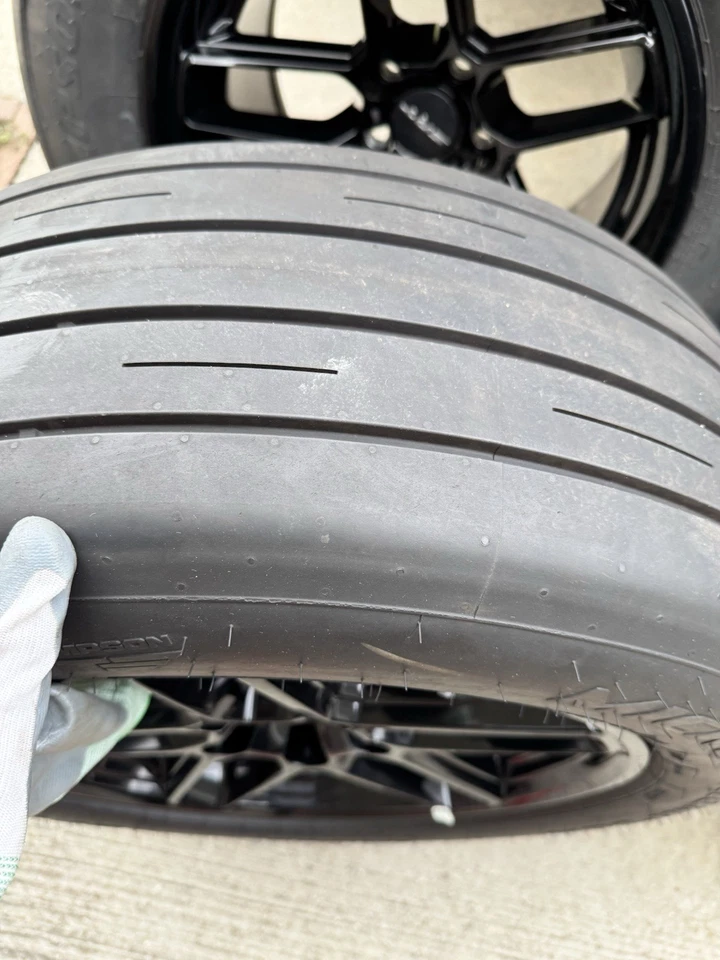 Dodge Challenger carrocería ancha Demon 170 17x11 18X18 ruedas forjadas Mickey Thompson Foto 3 de 4