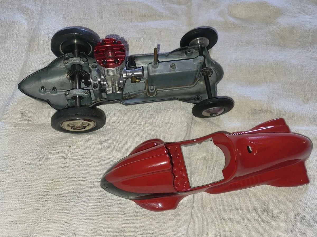 RARE VINTAGE McCoy "The Real McCoy" Tether Car NOS + McCoy .19 Engine NEU - Mint