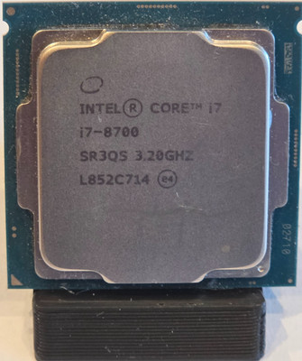 LOT of 8 Intel Core i7-8700 Processor 3.2 GHz, 6 Cores, LGA 1151 - SR3QS CPU