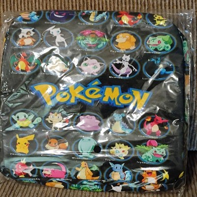 Pokémon Insulated Lunch Bag Pikachu Friends Graphic Print Black Zip Pockets